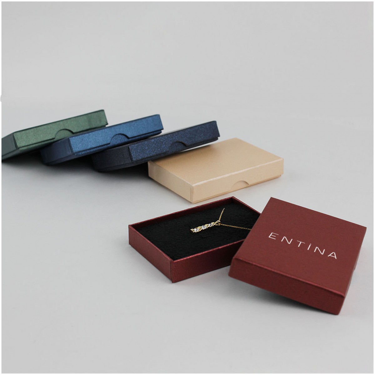 Baskılı İnce Kolye Kutusu 240 Adet Baskılı İnce Kolye Kutusu 240 Adet