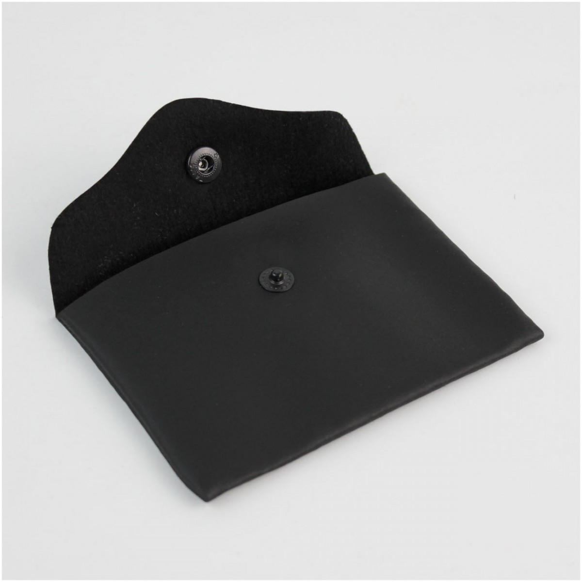 Deri Çıtçıtlı Cüzdan 100 Adet Siyah Deri Çıtçıtlı Cüzdan 100 Adet Siyah