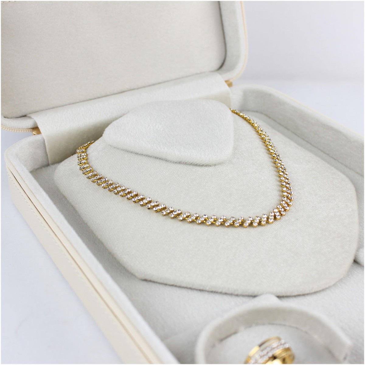 Deri Takı Çantası Mücevher Kutusu Krem Deri Takı Çantası Mücevher Kutusu Krem