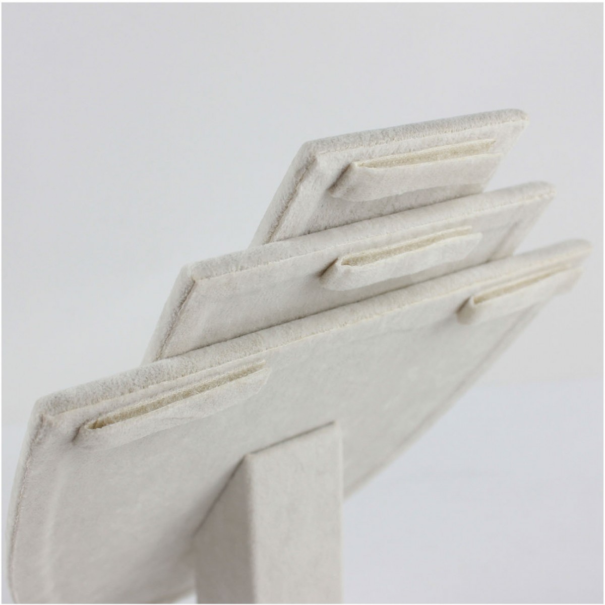 Kadife 3 katlı Kolyelik Krem Kadife 3 katlı Kolyelik Krem