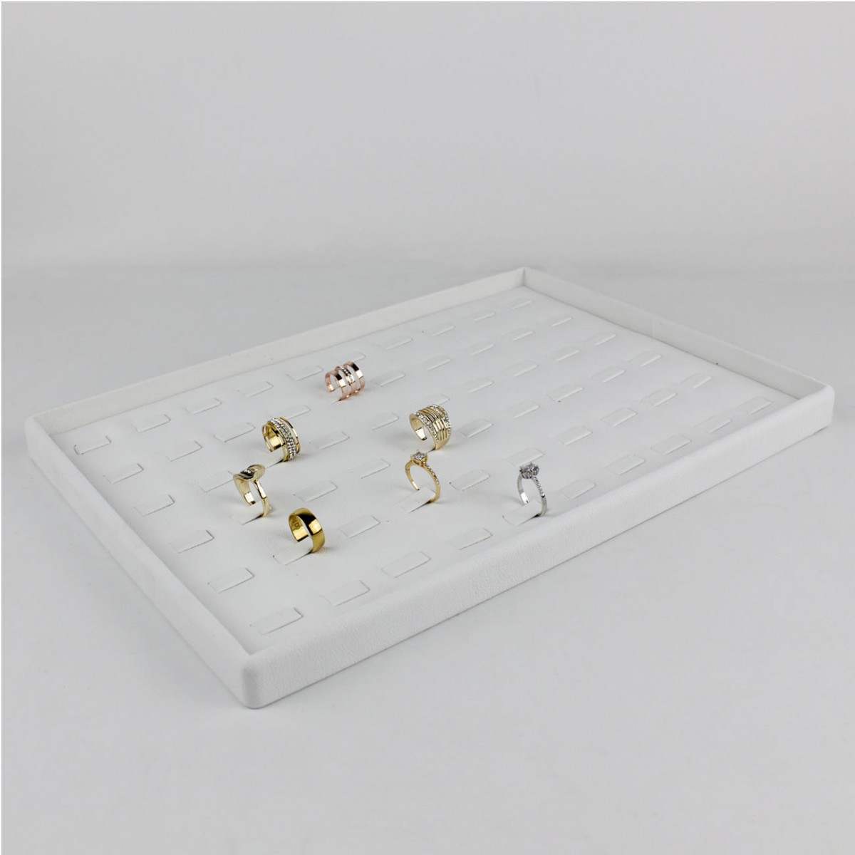 Deri Yüzük Tablası Beyaz Deri Yüzük Tablası Beyaz