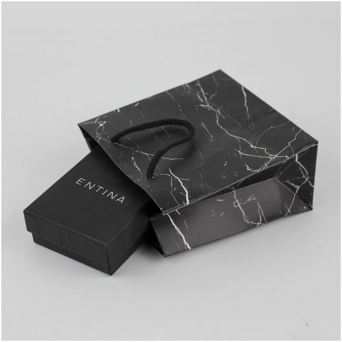 Karton Çanta 100 Adet 11x11 cm Karton Çanta 100 Adet 11x11 cm