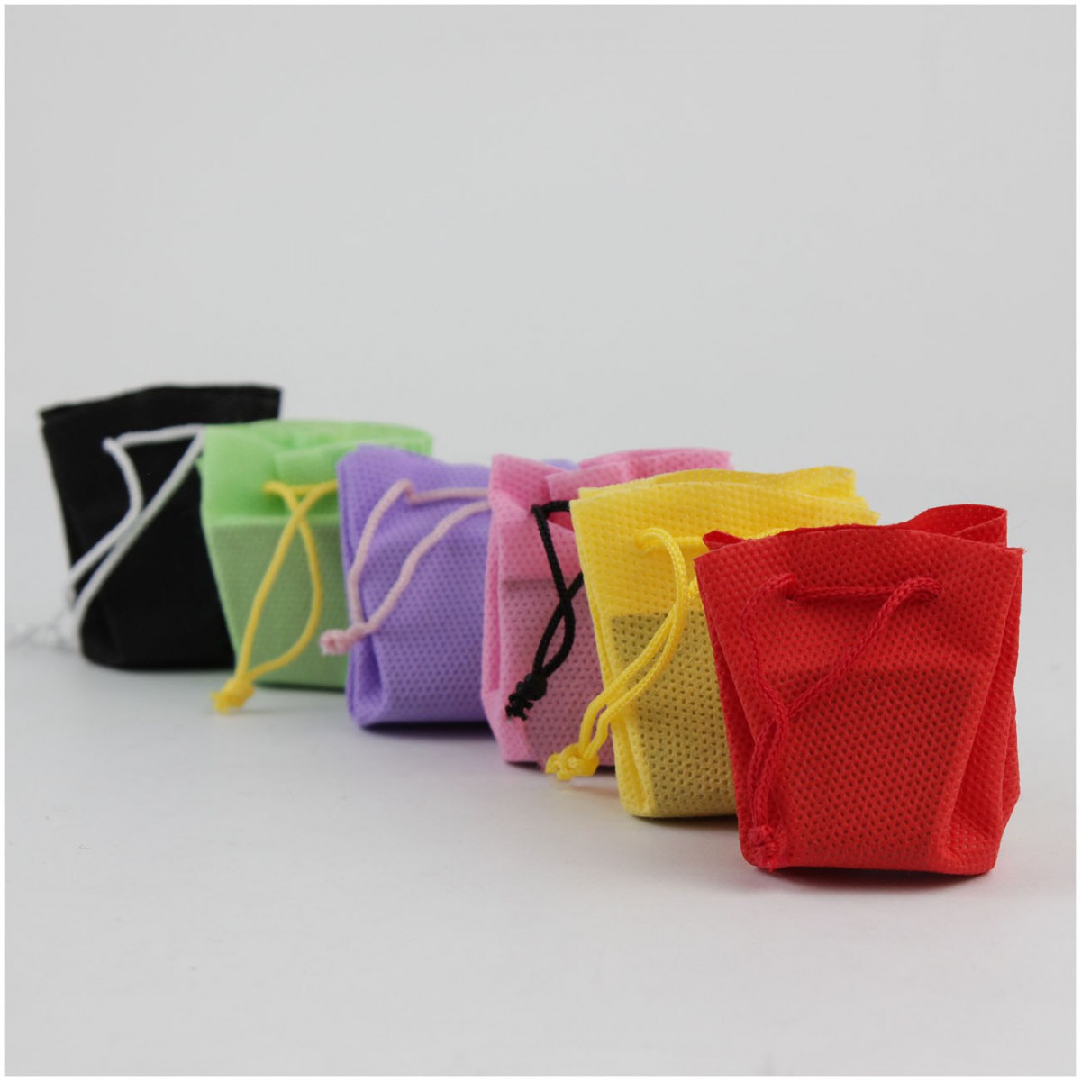 Kuyumcu Paraşüt Kese 200 Adet Kuyumcu Paraşüt Kese 200 Adet