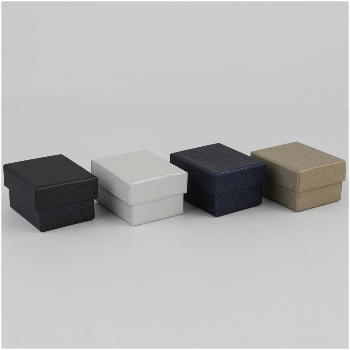 Yüzük Kutusu Toptan 99 Adet Yüzük Kutusu Toptan 99 Adet